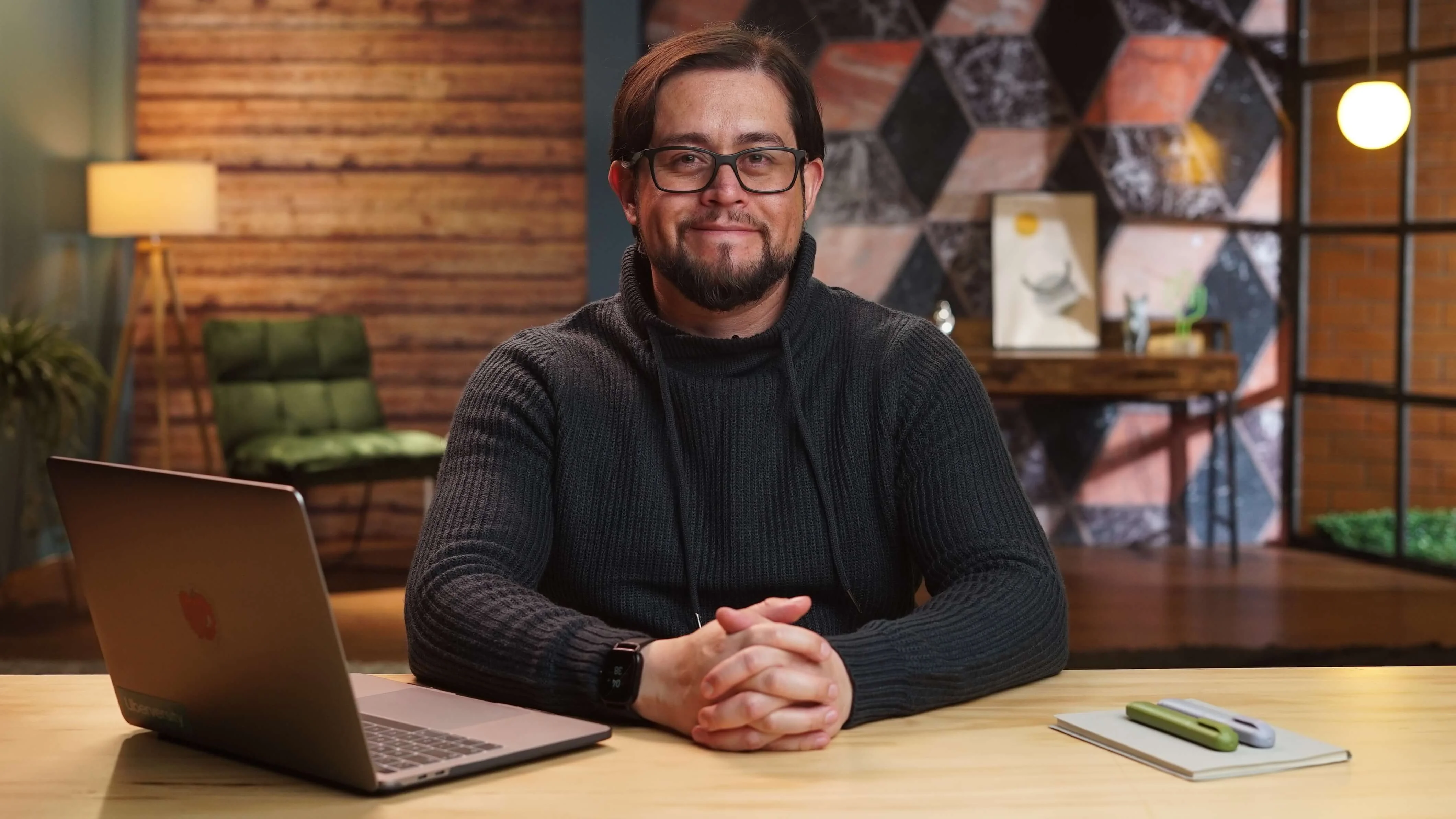 Personas en set de grabación 